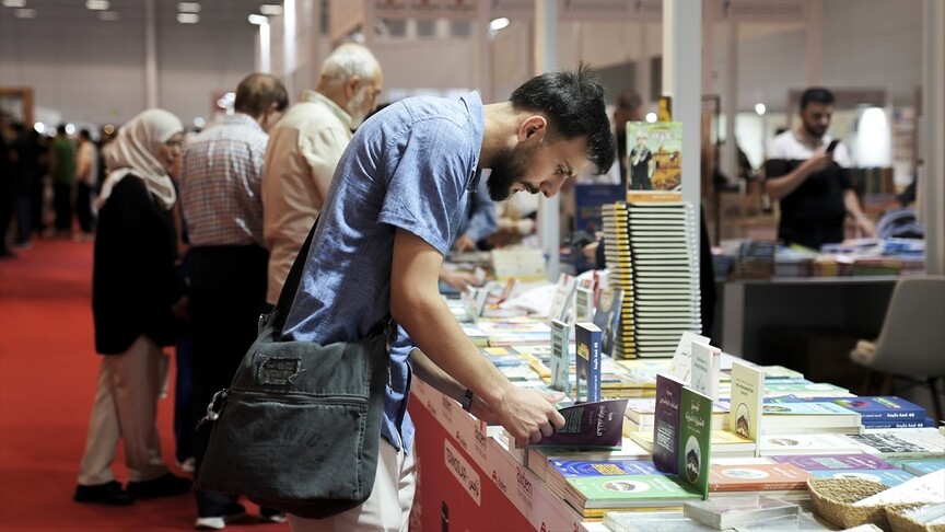Uluslararası İstanbul Arapça Kitap Fuarı, yerli ve yabancı kitapseverleri ağırlıyor