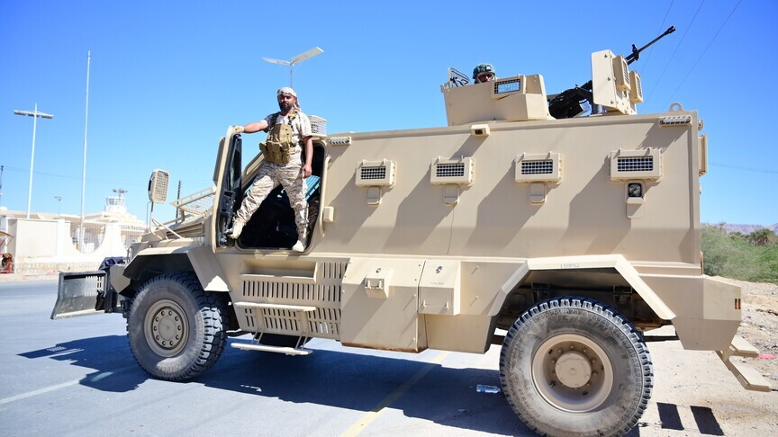 Yemeni army launches 181 operations against Houthis in 24 hours