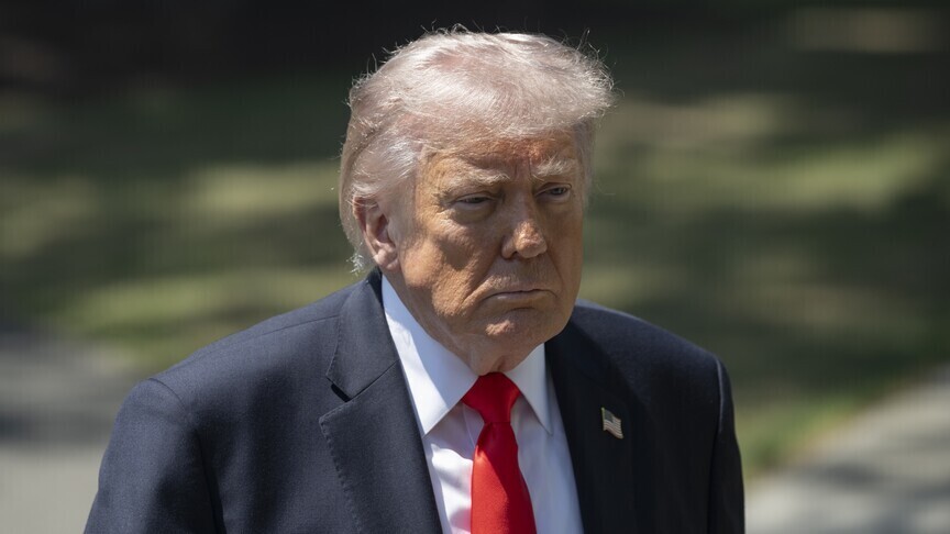 Trump, İran'la müzakerelerin "bir noktada" devam edebileceğini söyledi