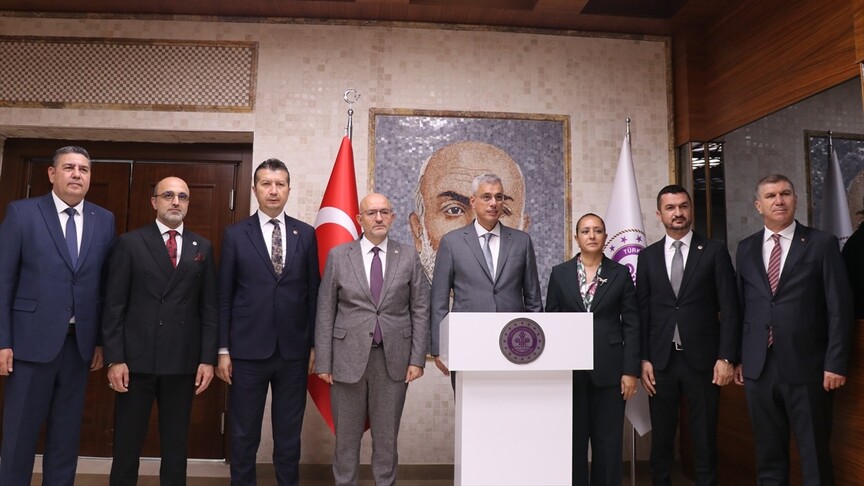 Sağlık Bakanı Memişoğlu: Hastanelerimizin hepsinde kreş kuracağız