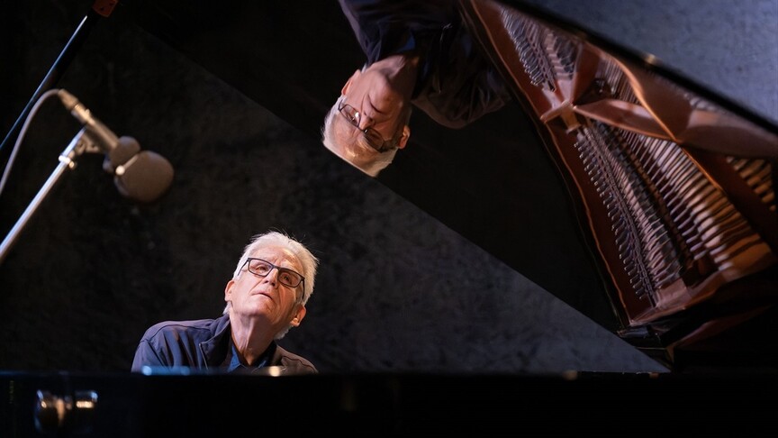 23. Uluslararası Gümüşlük Müzik Festivali'nde ABD'li piyanist Craig Sheppard konser verdi