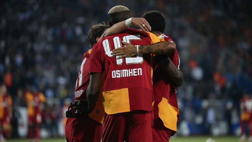Galatasaray, sezonun ilk galibiyetini Erzurum deplasmanında aldı
