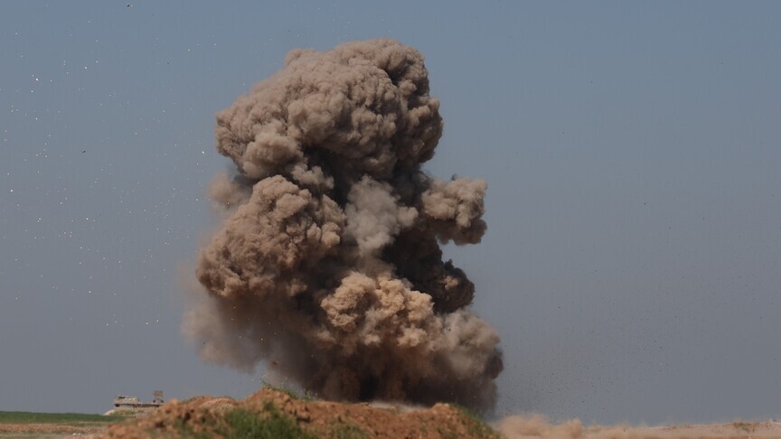 Suriye'de güvenlik güçlerini taşıyan otobüse bombalı saldırı düzenlendi