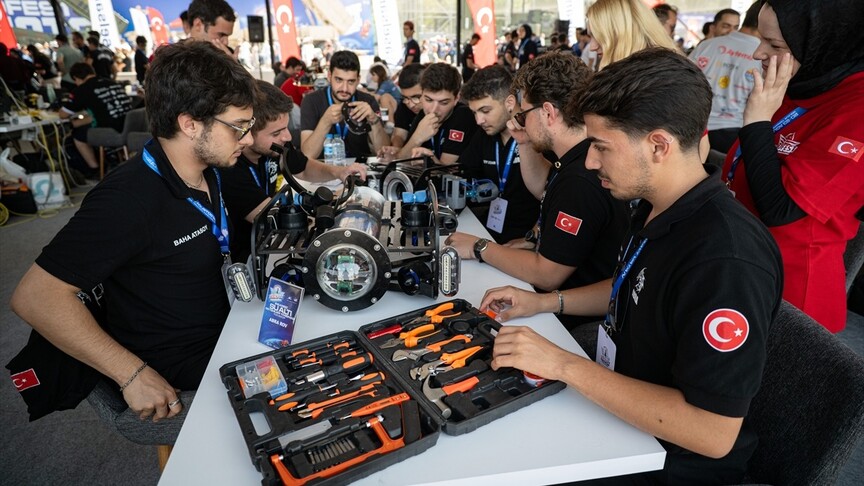 TEKNOFEST Mavi Vatan'da İnsansız Su Altı Sistemleri Yarışması ileri kategoride devam ediyor
