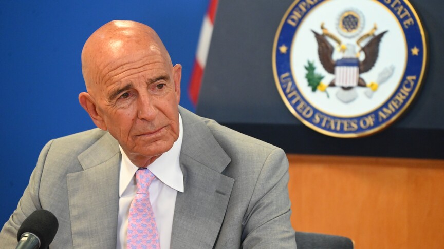 İsrail'in ABD'li elçi Barrack'a istihbarat aktarımını durdurduğu iddia edildi
