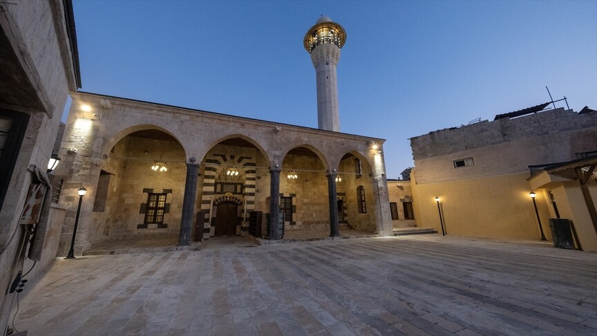 Vakıflar Genel Müdürlüğünce restorasyonu tamamlanan 2 cami yarın ibadete açılacak