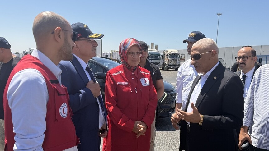 Kızılay Genel Başkanı Yılmaz, Gazze’ye gönderilecek yardımların ulaştığı Mısır’ın El-Ariş Limanını ziyaret etti