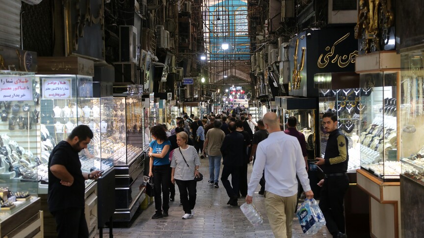ABD'nin yaptırımları ve ekonomideki durum, İran'da halkın gündeminde