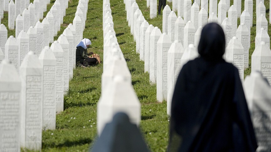 Srebrenitsa soykırımı tanıkları: Savaş suçlusu Mladic'in ölmesi yaşananları unutturmadı