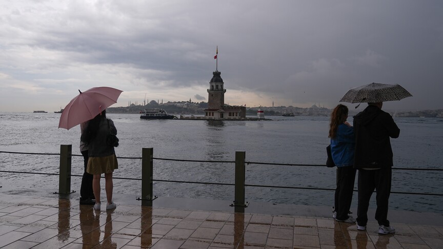 İstanbul yarın yağışlı sistemin etkisi altına girecek