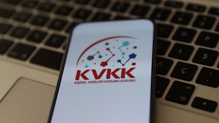 KVKK, "mesai takibi için biyometrik veri işlenmesi" kararı hakkında duyuru yayımladı