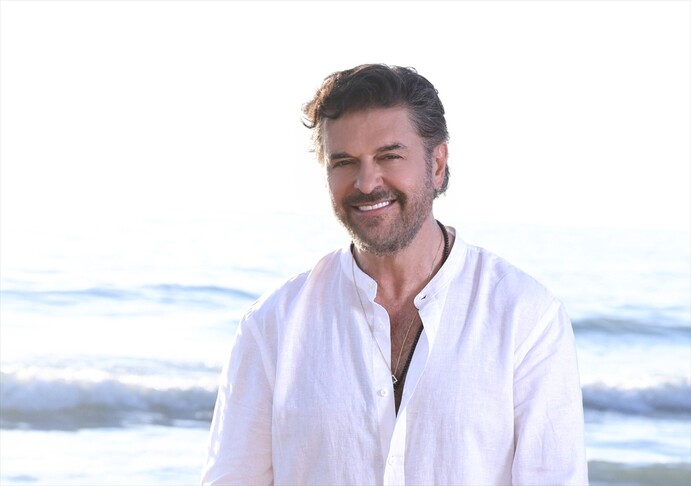 Lübnanlı şarkıcı Ragheb Alama, Türkiye'deki ilk konserini vermeye hazırlanıyor