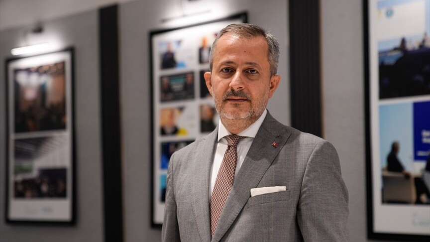 Popüler müzik akımlarının gençlere etkisine "cinsel kimlik" uyarısı