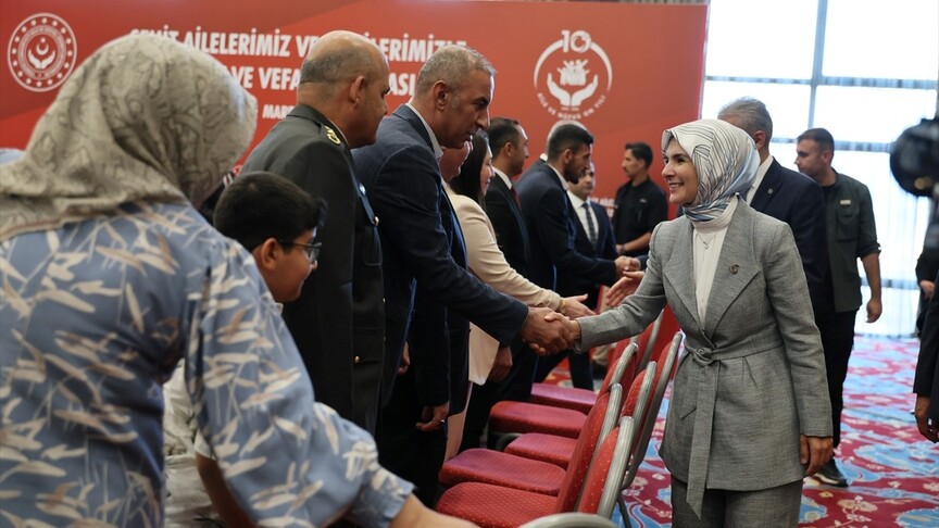 Bakan Göktaş, Mardin'de şehit aileleri ve gazilerle vefa buluşmasında bir araya geldi
