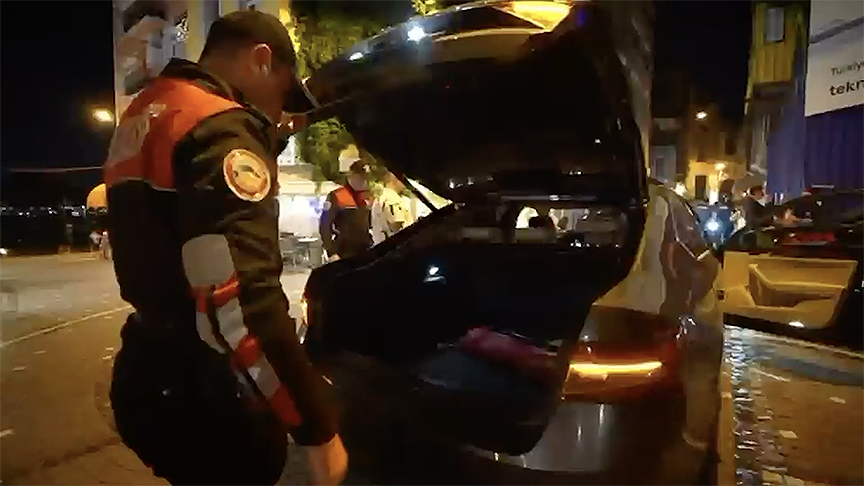 İstanbul'da polis dronlarıyla havadan güvenlik denetimi