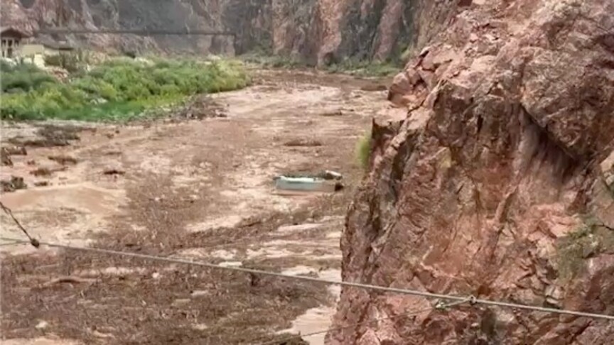 ABD'de Büyük Kanyon'daki selde 1 kişi hayatını kaybetti, yaklaşık 15 kişiden haber alınamıyor
