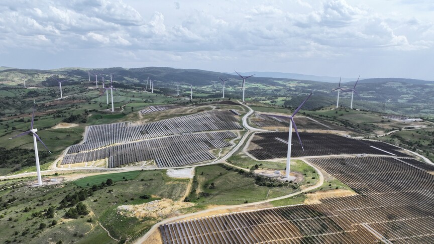 Türkiye'nin elektrifikasyon altyapısına 2035'e kadar 200 milyar dolar yatırım öngörülüyor