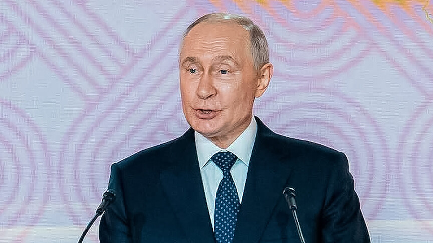 Putin: "İran'a gerekli yardımı sağlamaya çalışıyor, ihtiyaç duyduğu ürünleri tedarik ediyoruz"