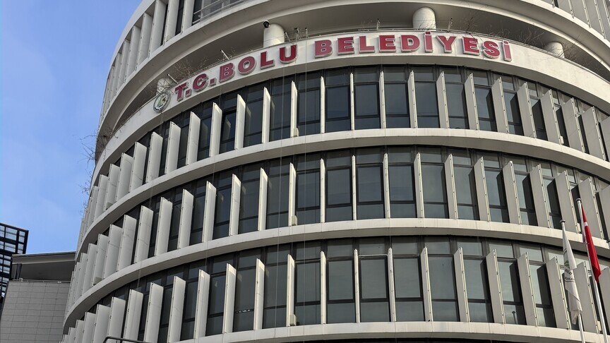 Bolu Belediyesinde "araç kiralamada usulsüzlüğe" ilişkin soruşturmada 22 zanlı hakkında gözaltı kararı