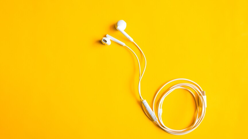 Uzmanlardan yüksek sesle müzik dinleyenlere "akustik travma" uyarısı