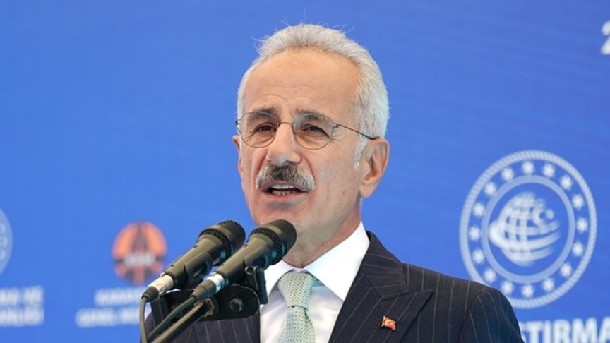 Bakan Uraloğlu: TEM Otoyolu Altunizade-Ümraniye Bağlantı Yolu'nda taşıt trafiğini alt geçide almayı planlıyoruz