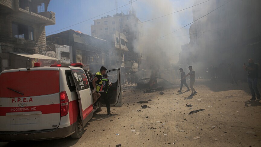Israeli army kills 2 Palestinians, wounds others in Gaza Strip despite ceasefire
