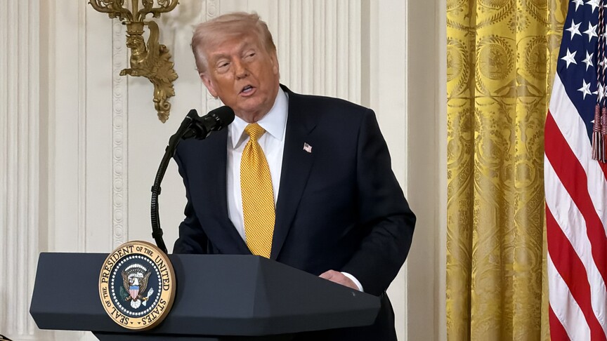 Trump'ın azınlık öğrencilerini destekleyen okulların vergi muafiyetini kaldırma girişimi hızlandı