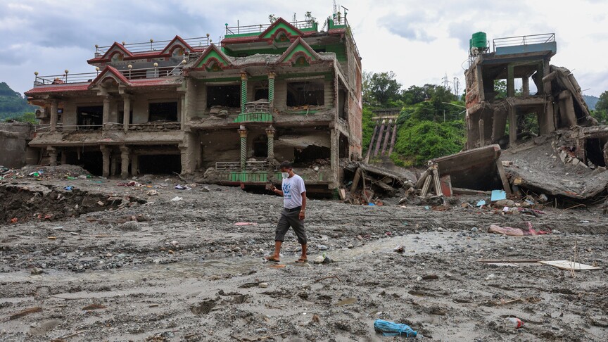 Nepal'deki selde hayatını kaybedenlerin sayısı 1200'ü aştı