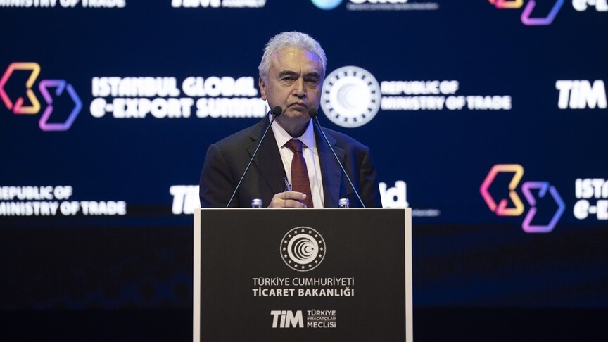 IEA Başkanı Birol: Bir orta ölçekli veri merkezinin elektrik tüketimi 100 bin haneli bir şehre bedel