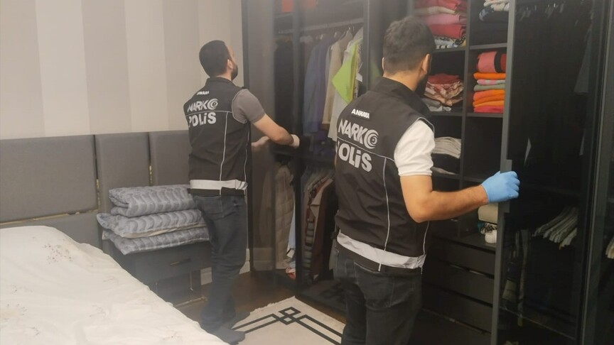 Başkentte uyuşturucu ve fuhuş operasyonu