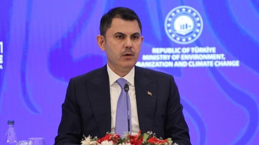 Bakan Kurum: Fethiye'de deniz ekosistemini tehdit eden 16,2 milyon metreküp dip çamurunu temizliyoruz