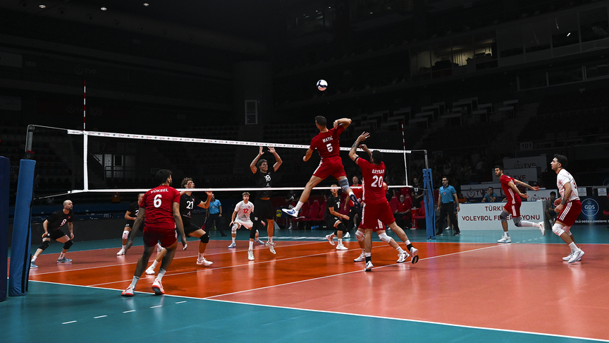 A Milli Erkek Voleybol Takımı'nın "13'üncü Avrupa seferi"