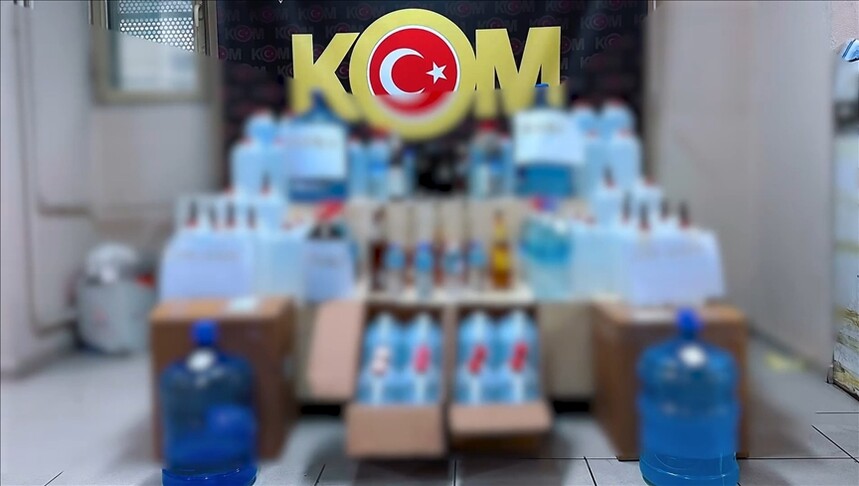 Kaçakçılıkla mücadelede 8 ayda 673 bin litre sahte ve kaçak alkollü içki ele geçirildi