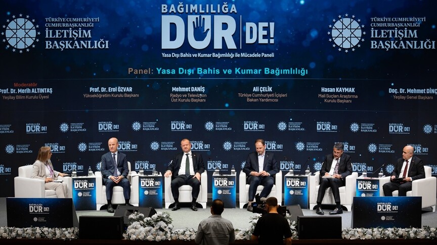 "Yasa Dışı Bahis ve Kumar Bağımlılığıyla Mücadele" panelinde gençleri tehdit eden riskler ele alındı