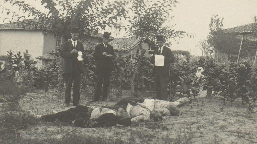 Dışişleri Bakanlığı, Yunan ordusunun Anadolu'daki mezalimine dair belge ve fotoğraflar yayımladı