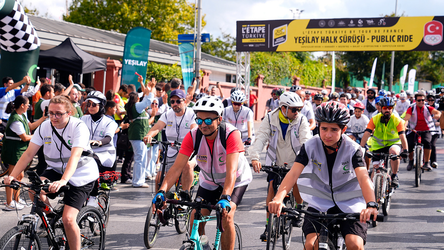 Yeşilay-L'Etape Türkiye by Tour de France Halk Sürüşü İstanbul'da yapıldı