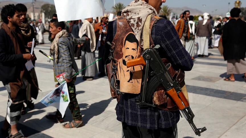 Yemen'in Marib vilayetinden Suudi Arabistan'a kadar birçok bölgede askeri gerginlik sürüyor