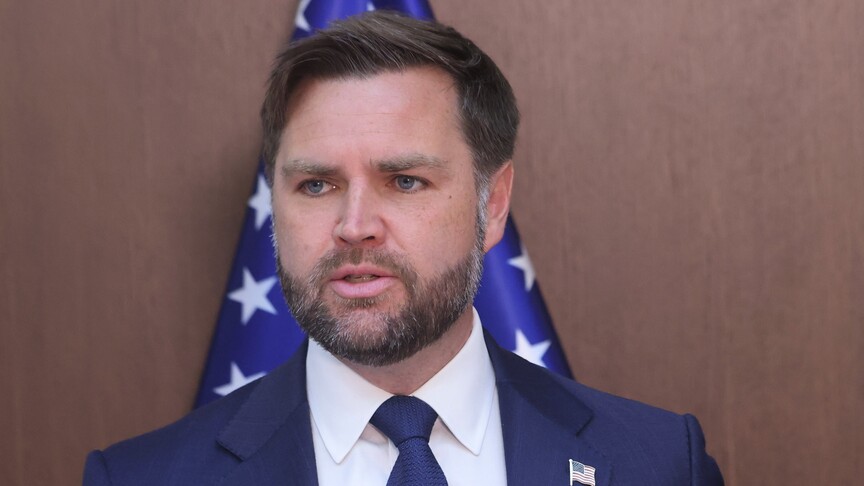 Vance, Husilerin Kızıldeniz'deki Meyyun Adası'nı ele geçirmesinden "endişe duyduklarını" söyledi