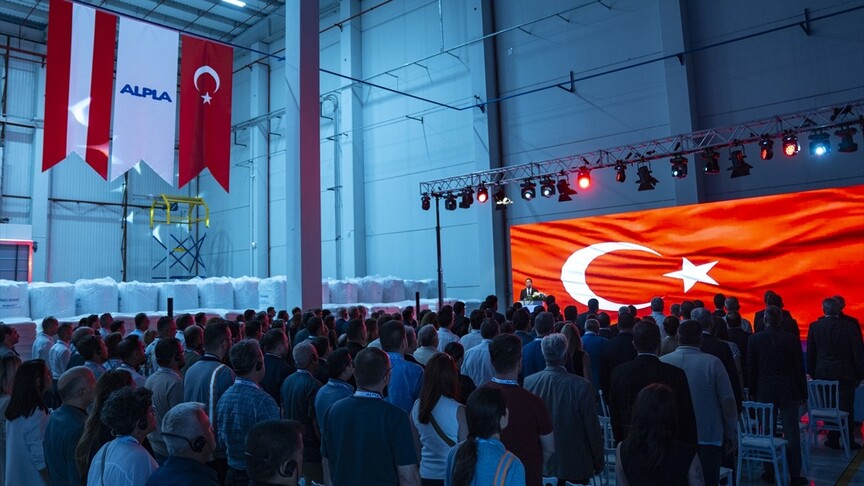 ALPLA, İzmir'de 20 milyon avroluk fabrikayı hizmete aldı