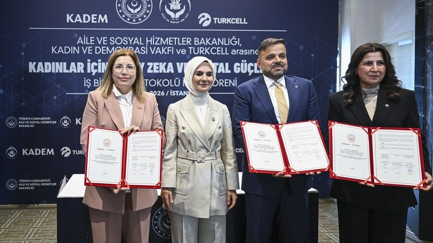 "Kadınlar İçin Yapay Zeka ve Dijital Güçlenme İşbirliği Protokolü" imza töreni düzenlendi