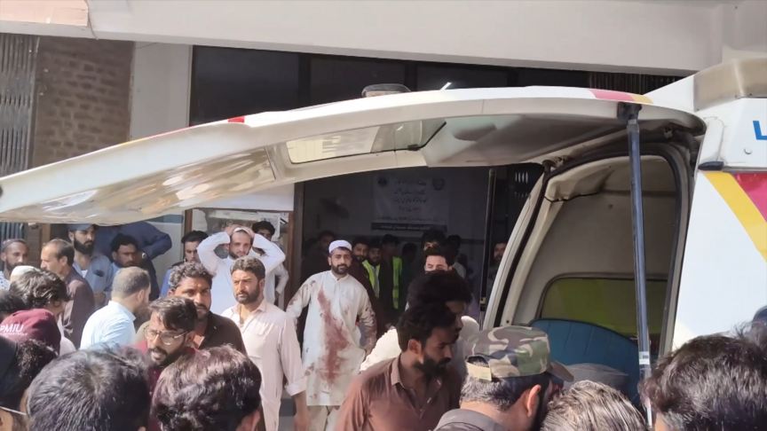 Pakistan'da cami yakınındaki patlamada 21 kişi öldü, 80'den fazla kişi yaralandı