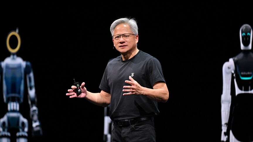 Nvidia CEO'su Huang, yapay zekayı olabildiğince "hızlı" geliştirme çağrısı yaptı