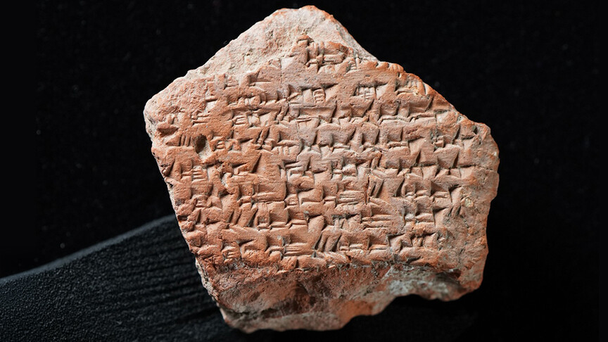 Hattuşa'da bulunan çivi yazılı tablet parçasının Kadeş Barış Antlaşması'nın nüshalarından olduğu belirlendi