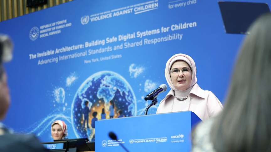 Emine Erdoğan: Çocuğun güvenliğini sağlama sorumluluğu hepimizindir
