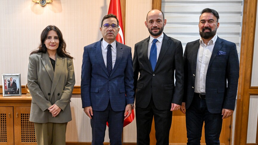 AA Genel Müdür Yardımcısı ve Genel Yayın Yönetmeni Özhan, Türkiye’nin Moskova Büyükelçisi Bilgiç’i ziyaret etti