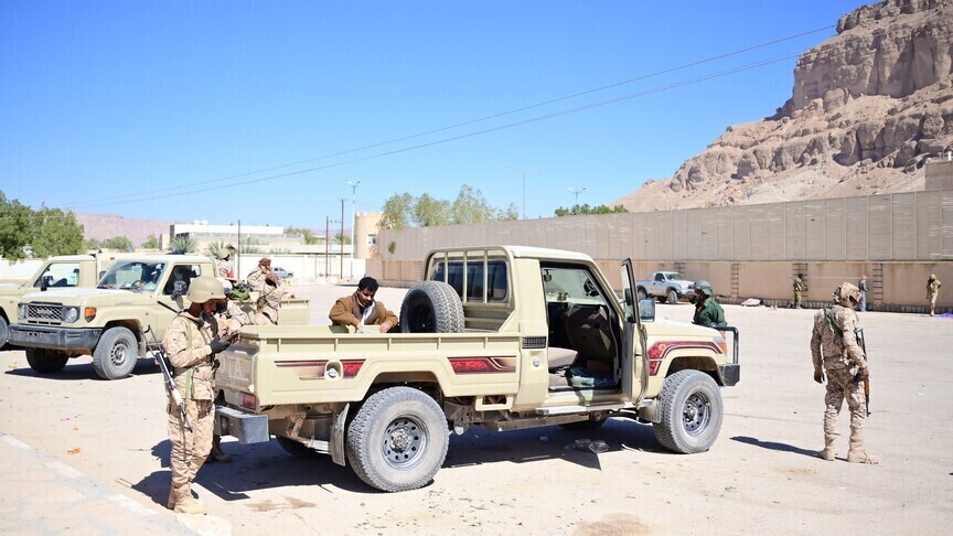 Yemeni Forces Seize Mountain Overlooking Bab el-Mandeb as Houthis Take Red Sea Coast Amid Current Wars in the World