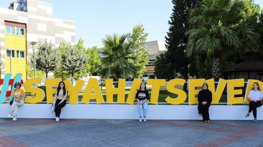 628 bin "seyahatsever genç", yurtlarda ücretsiz konakladı