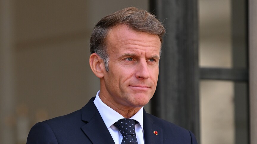 Macron'dan çocukları korumak için yapay zeka modellerinin incelenmesi çağrısı