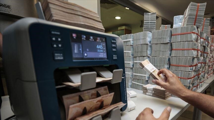 Bankacılık sektörünün toplam kredi hacmi 28,2 trilyon liraya geriledi