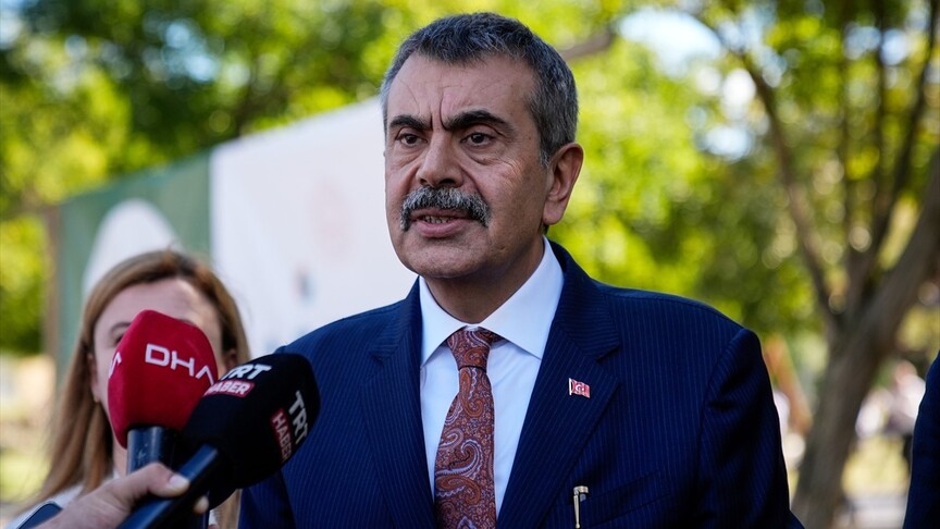 Milli Eğitim Bakanı Tekin: Sizi yurt dışına aynı zamanda Türkiye Cumhuriyeti elçisi olarak gönderiyoruz